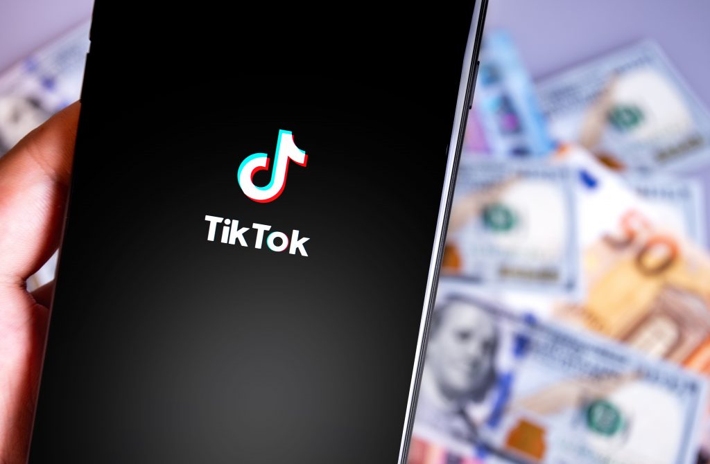 Over a quarter of Gen Z Brits are turning to TikTok for financial ...