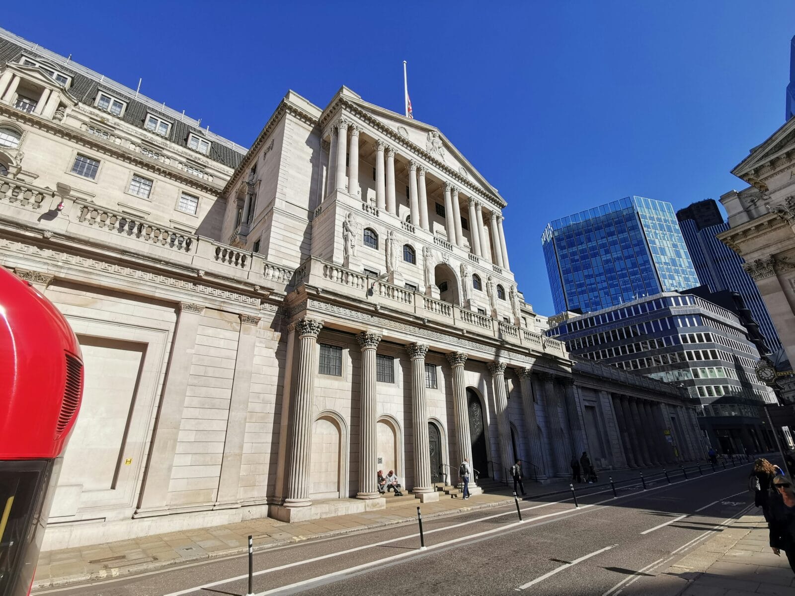 Bank of England cuts interest rates to 4.75% | the industry reacts