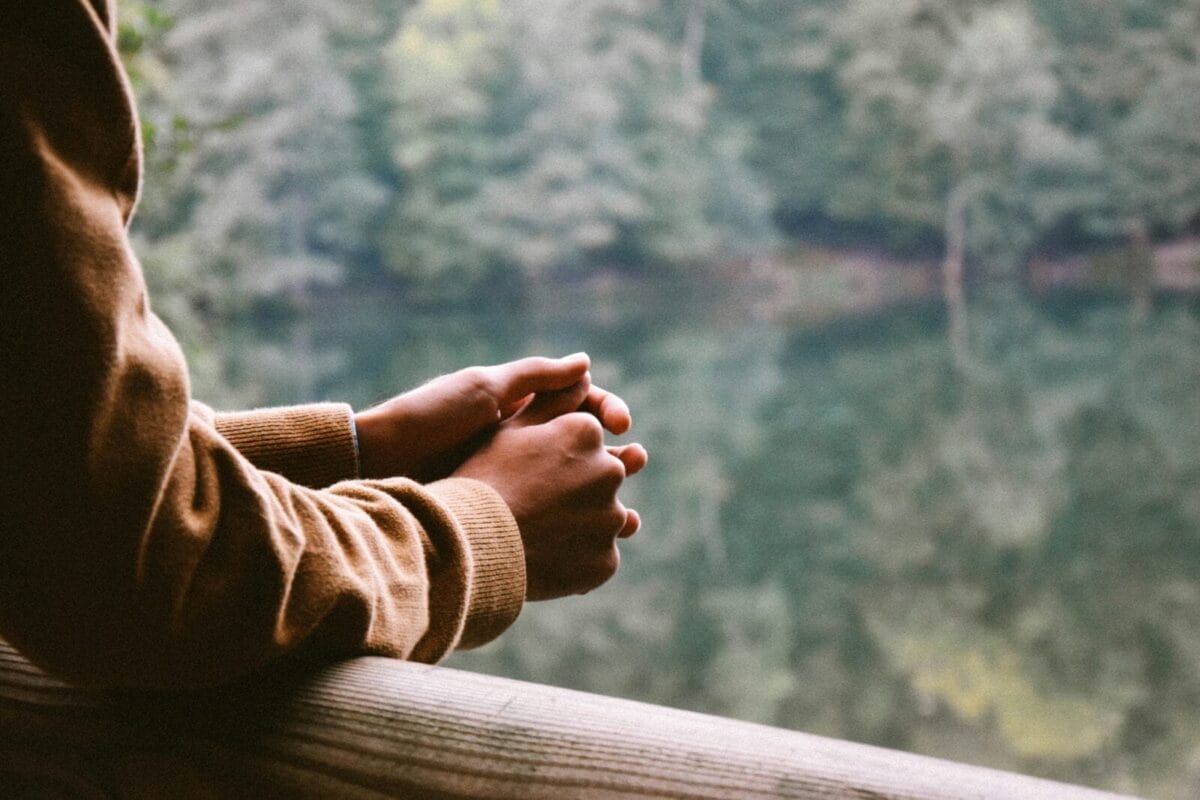 Mental Health Awareness Week: psychotherapist reveals the signs of employee burnout and how to minimise the risks