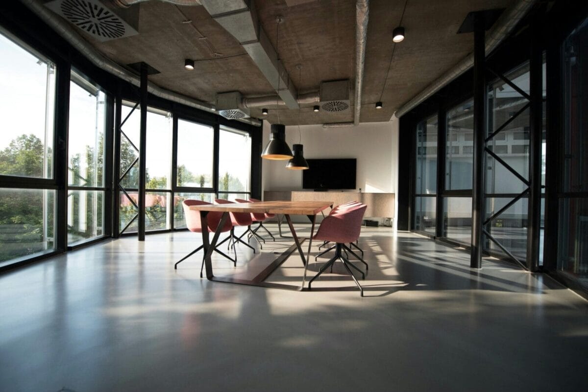 Unsplash - 29/07/2025 - office