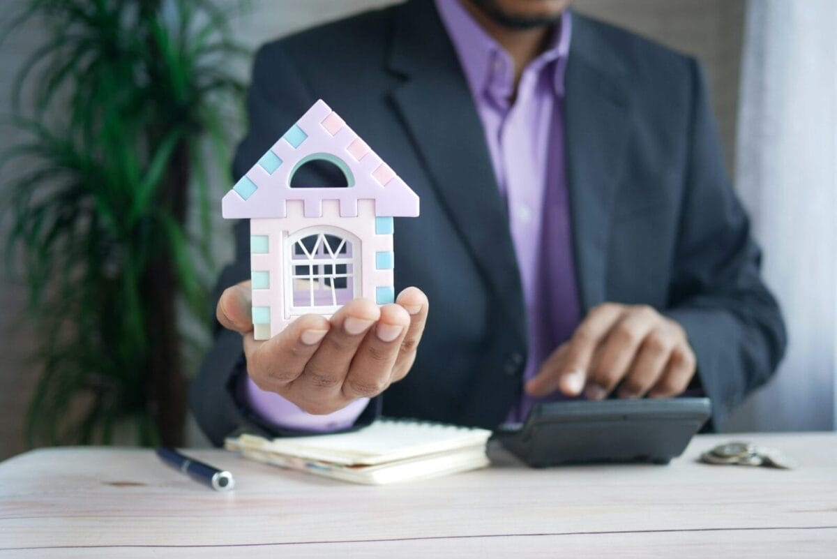 No strings attached –  borrowers cool on commitment as long fixes fall 42%