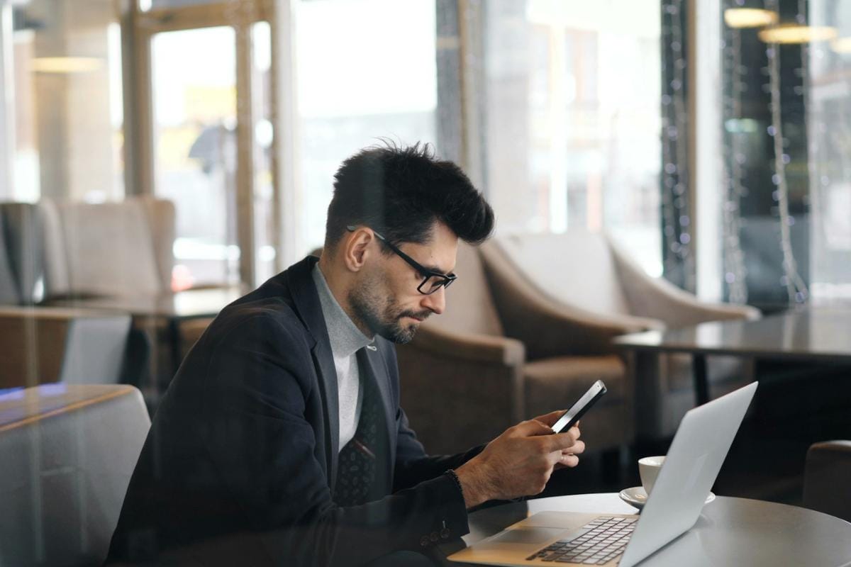 Unsplash - Working, Computer, Office