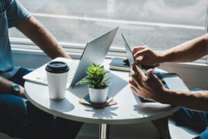 Unsplash - 11/08/2025 - IFAs