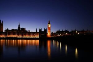 Unsplash - 11/12/2025