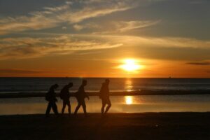 Unsplash - Family, Beach
