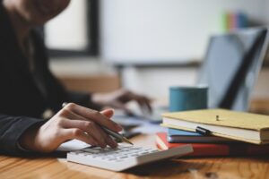Unsplash - Finance Advice